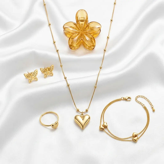 The Golden Heart Jewelry Set