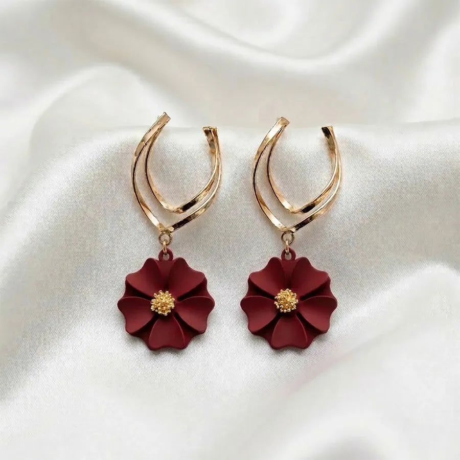 Dual-Arc Gold & Enamel Drop Statement Stud