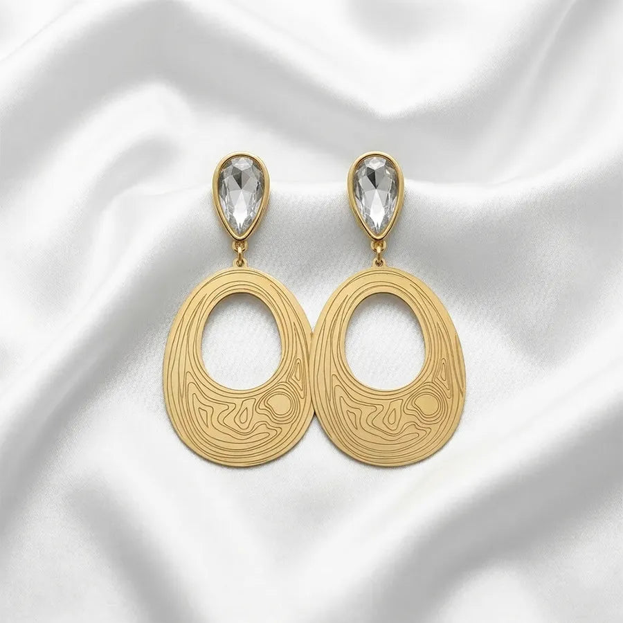 Textured Oval Gold Minimal Earring