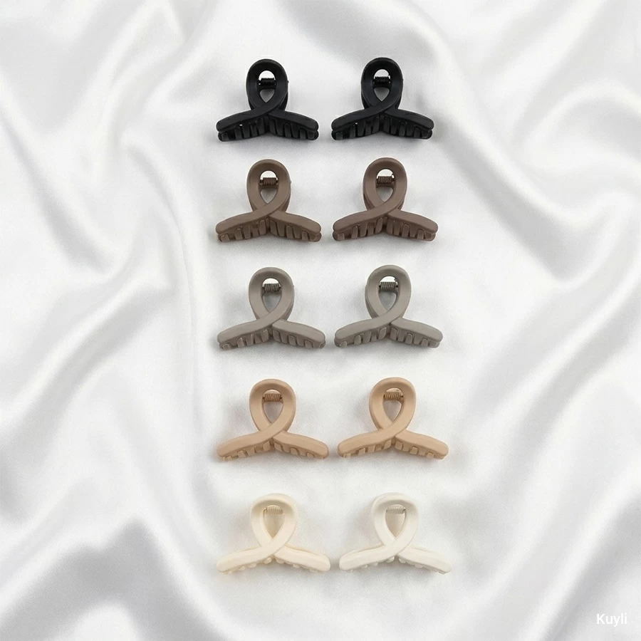 Kuyli Special Edition Mini Loop Hair Claw – ₹9/pc [ Any 1]