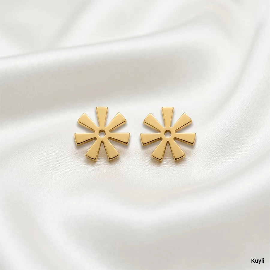 Gold Sunburst Stud