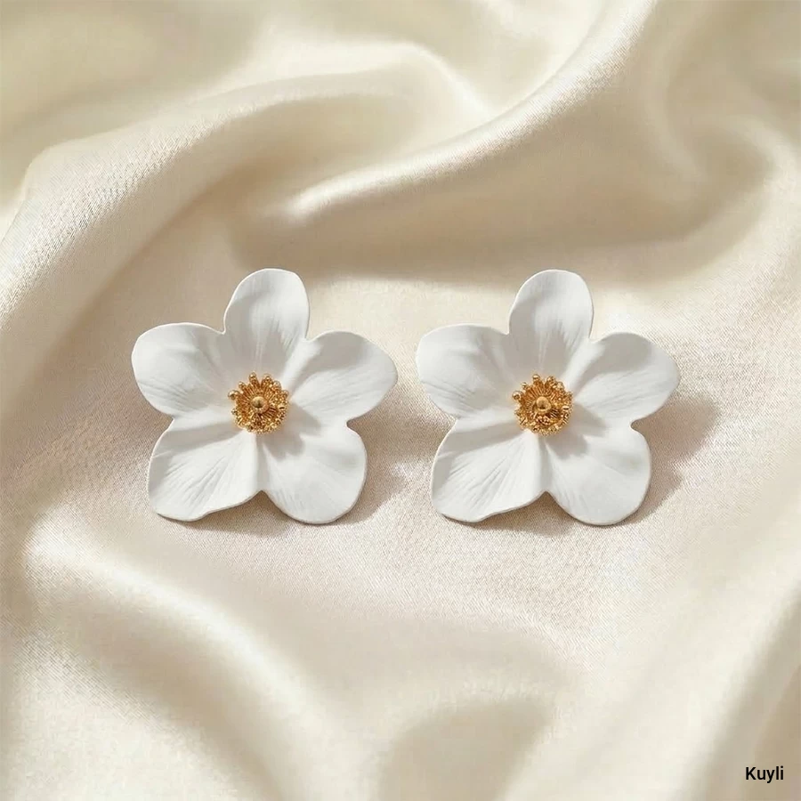 Matte Floral Statement Stud